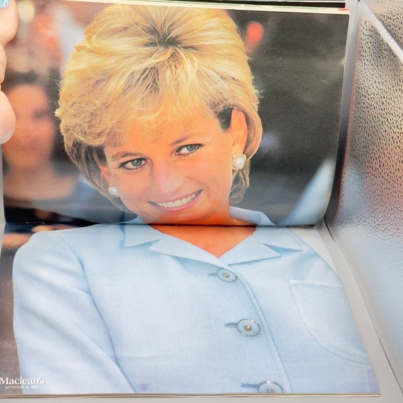 Maclean’s Magazine Sept 15, 1997 – Princess Diana & Mother Teresa Tribute - Picture 10 of 14